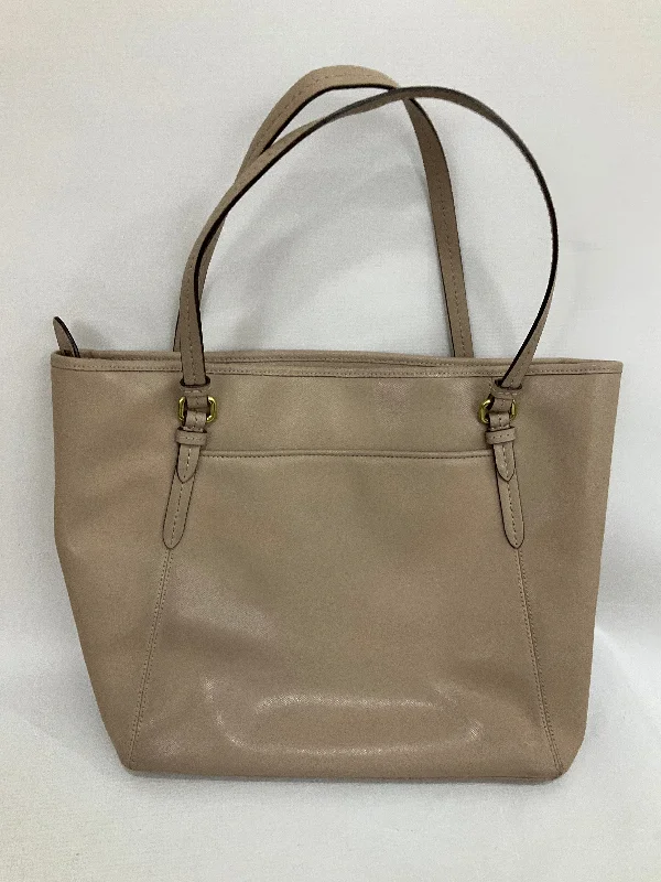 Handbag Designer By Coach  Size: Medium