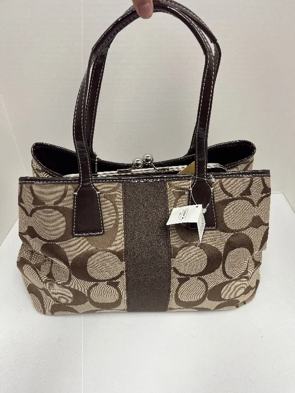 Handbag Designer By Coach  Size: Medium