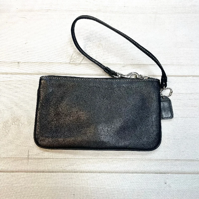 Wristlet Designer By Coach  Size: Small