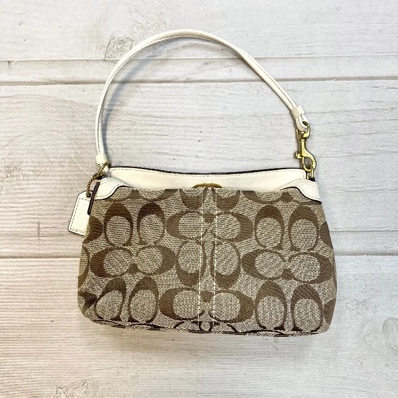 Wristlet Designer By Coach  Size: Small