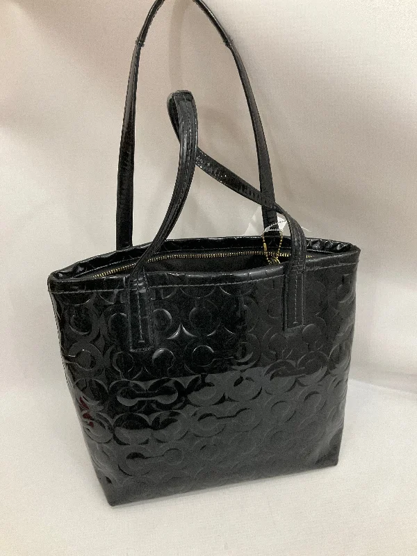 Handbag Designer By Coach  Size: Medium