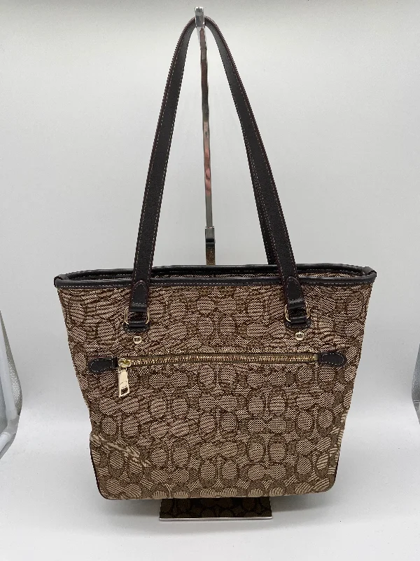 Handbag Designer By Coach  Size: Medium