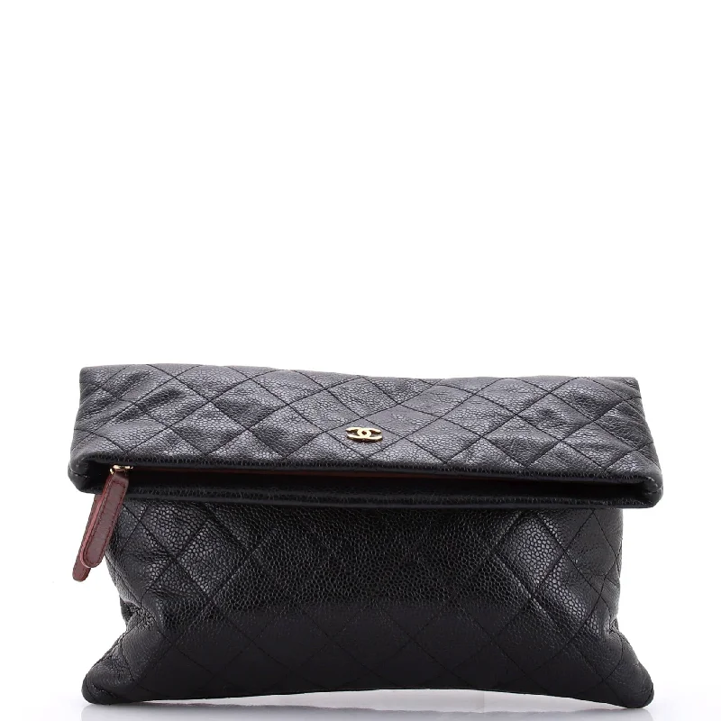 Beauty CC Clutch Quilted Caviar